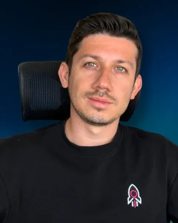 Jair Ruiz, Fundador de iBoost Social